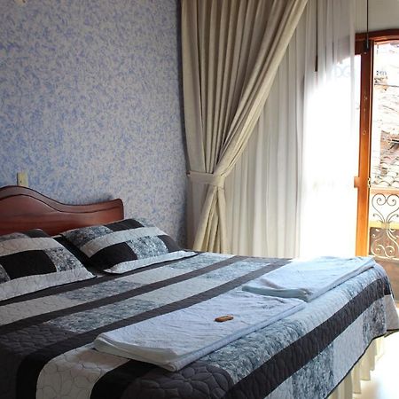 Hostal Isla Senorial San Gil Εξωτερικό φωτογραφία