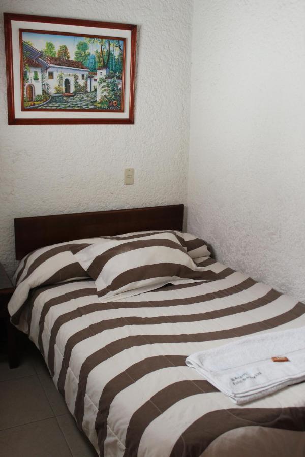 Hostal Isla Senorial San Gil Εξωτερικό φωτογραφία