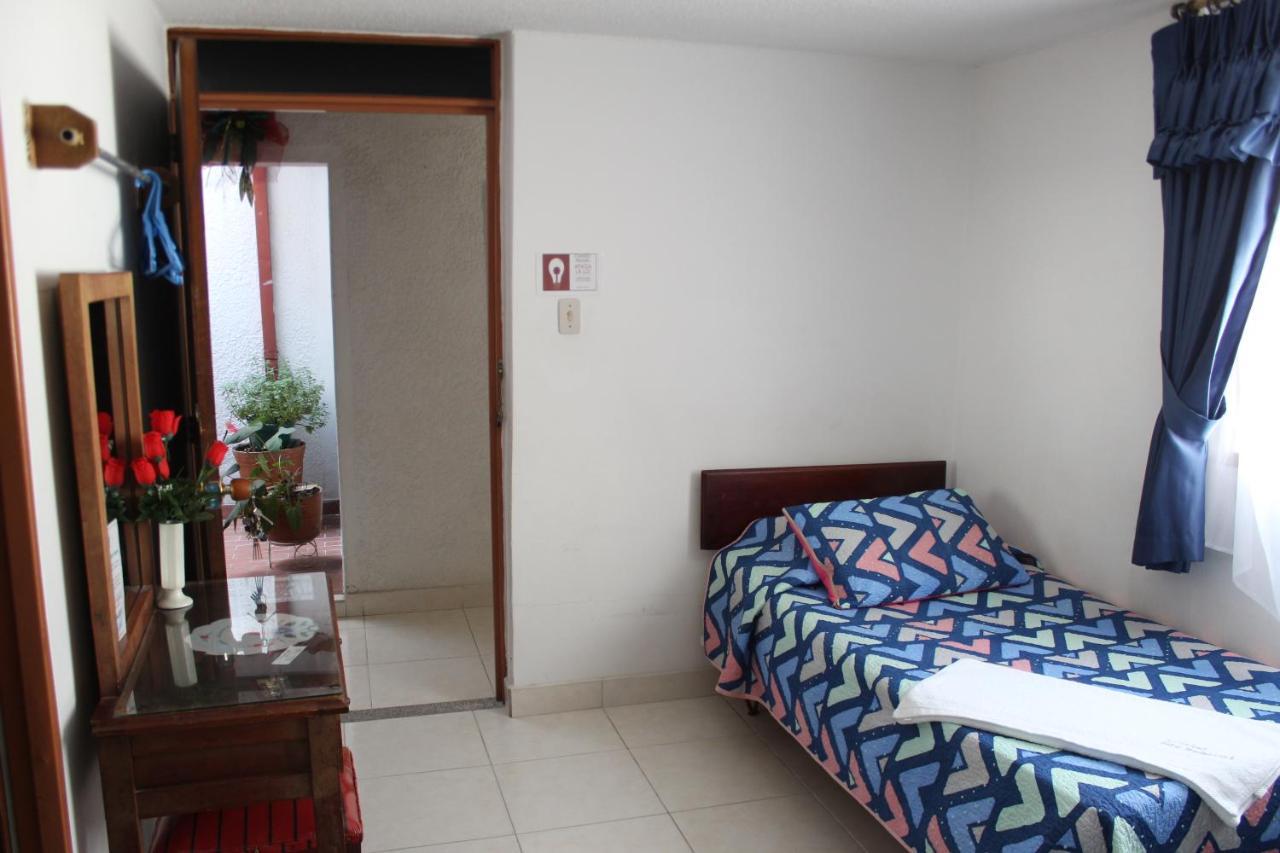 Hostal Isla Senorial San Gil Εξωτερικό φωτογραφία