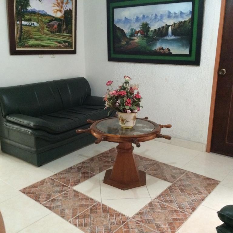 Hostal Isla Senorial San Gil Εξωτερικό φωτογραφία